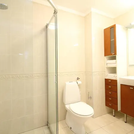 - Old Town Townhouse تالين