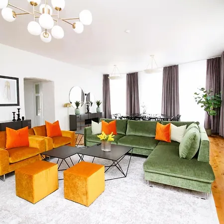 Lejlighed - Old Town Townhouse