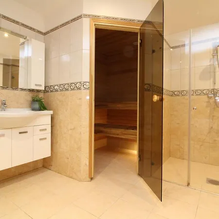 - Old Town Townhouse * تالين