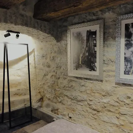 Apartment - Old Town Townhouse *