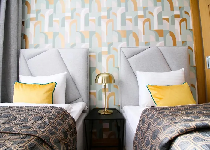 - Old Town Townhouse Apartment