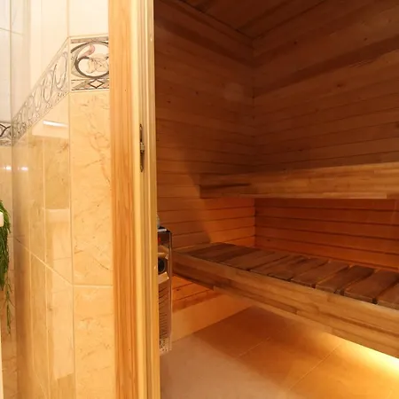 - Old Town Townhouse Διαμέρισμα